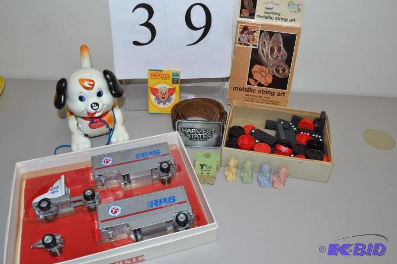 lot 39 image: Childrens Collectables