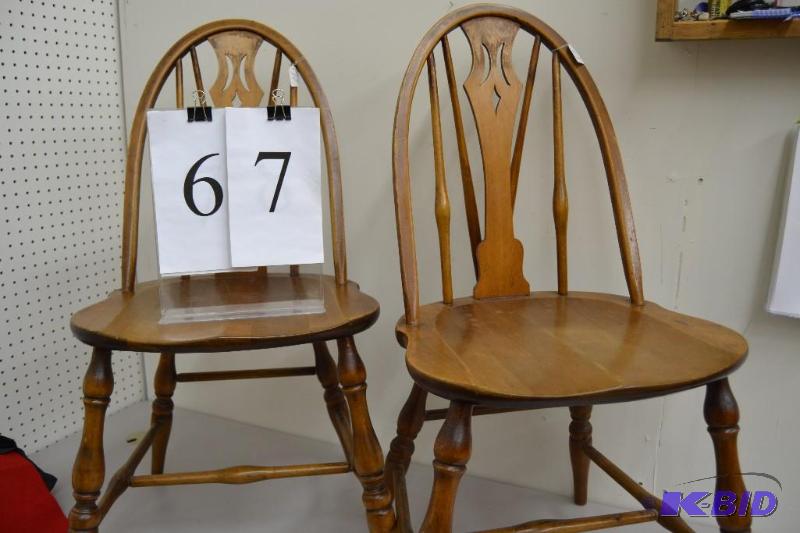 lot 67 image: Chairs