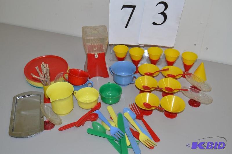 lot 73 image: vintage childs soda shop toys