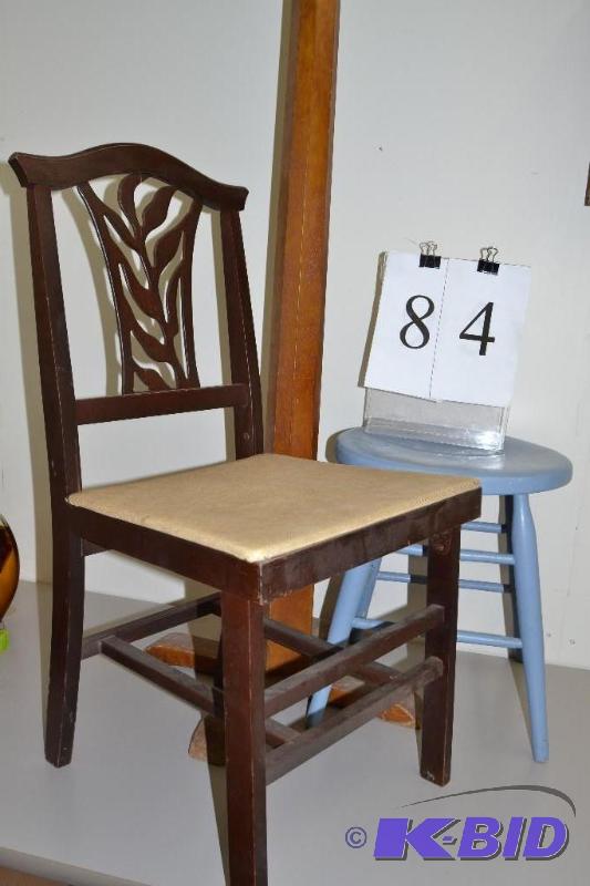 lot 84 image: Furniture, chair, coat rack and stool