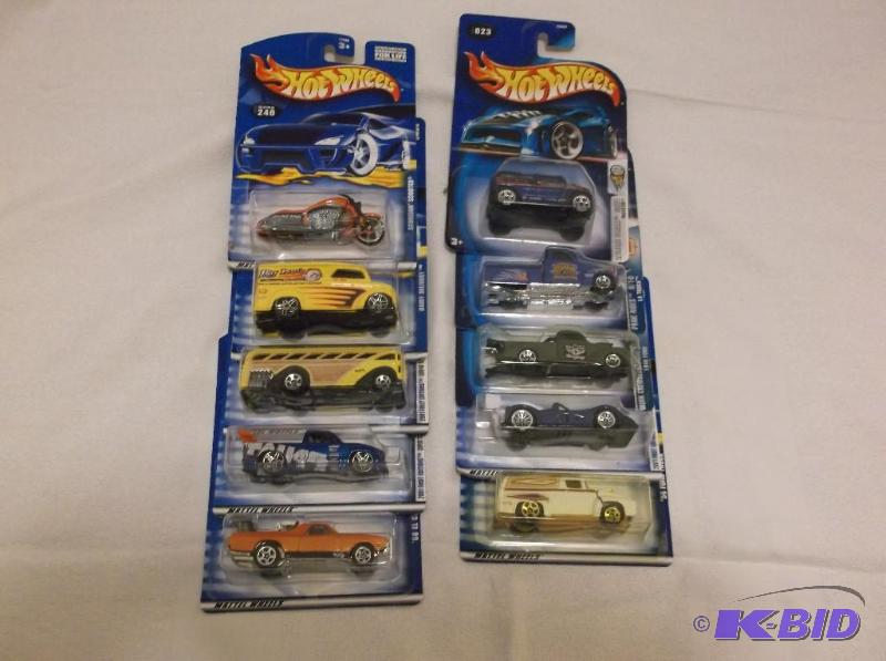 Nice Lot Of 10 Hot Wheels Like New In Package...