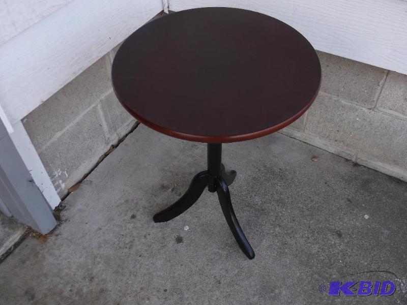 Round Table Measuring 18&quot dia. x 24 12&...