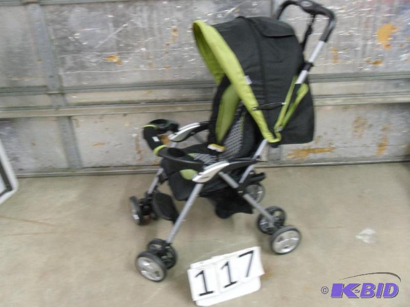 lot 117 image: Nice Combi&nbspFold Up Stroller. Lightweight...