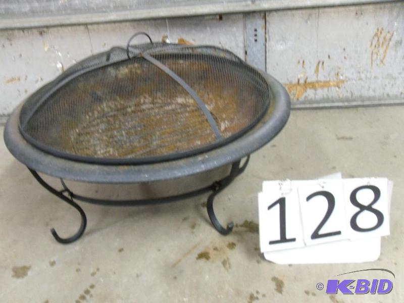 lot 128 image: Light Duty Outdoor Firepit. A little rusty....