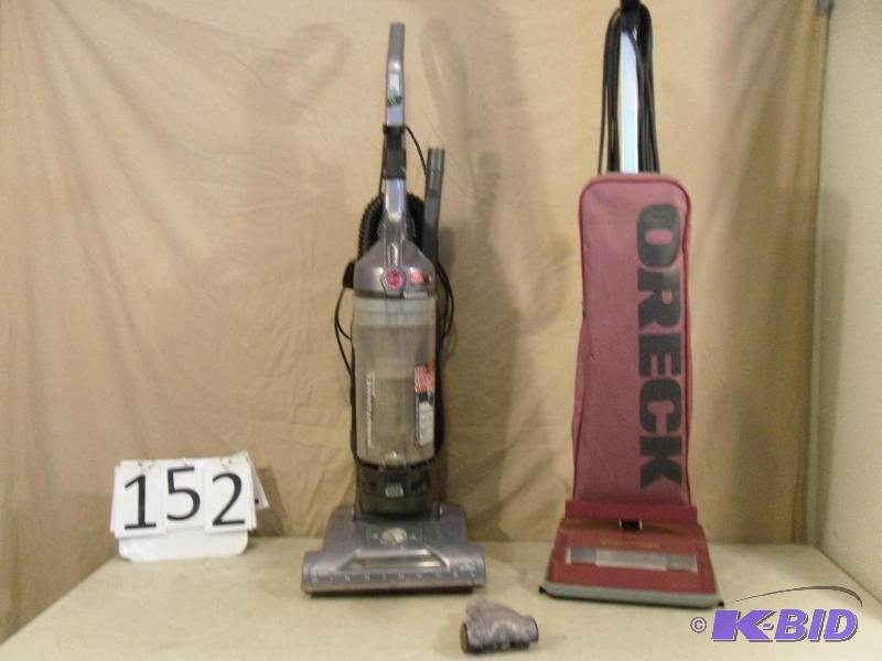 lot 152 image: Lot of 2 Vacuum Cleaners. Oreck&nbspXL Exten...