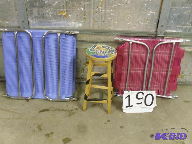 lot 190 image: Painted Small Wood Stool and 2 Lounge  Lawn ...