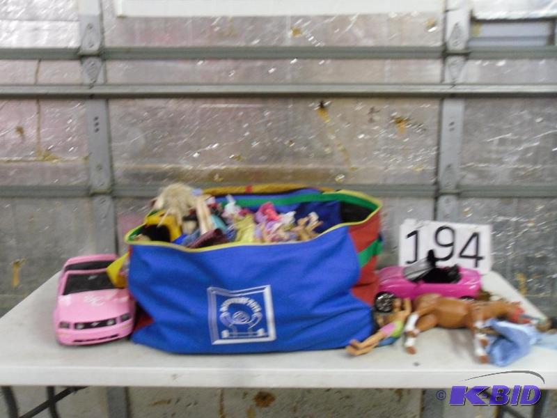 lot 194 image: Large Bag FULL of Barbies, Horses, and Barbie...