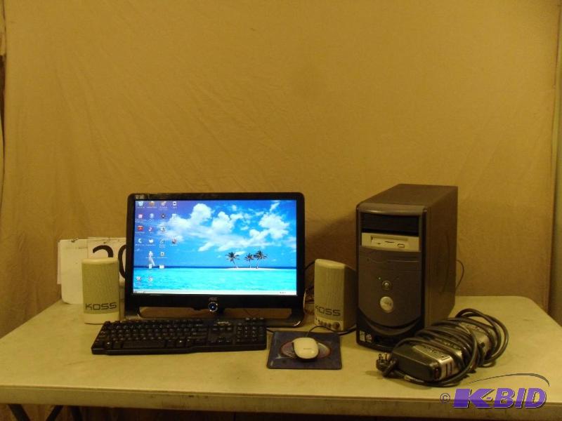lot 20 image: Dell Desktop Computer with Windows XP, 21&quo...