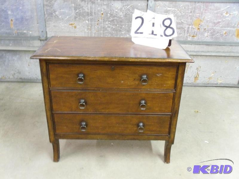 lot 218 image: Nice 3 Drawer Dresser. Measures approximately...