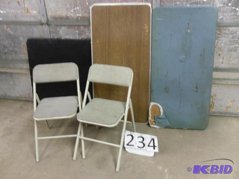 lot 234 image: 3 folding tables and two folding chairs. Cond...