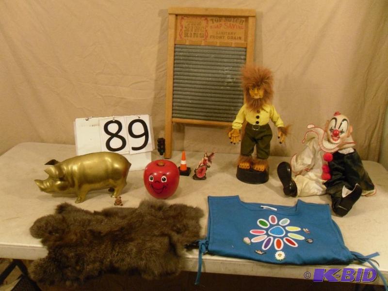 lot 89 image: Lot of Cool Stuff Old Wash Board, Light Up M...