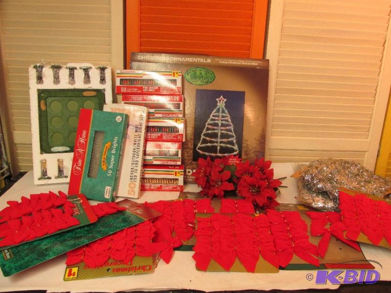 lot 36 image: Large Lot of Christmas Decor - Lights - and a GOLF Tic Tac Toe with Speaker and Sound