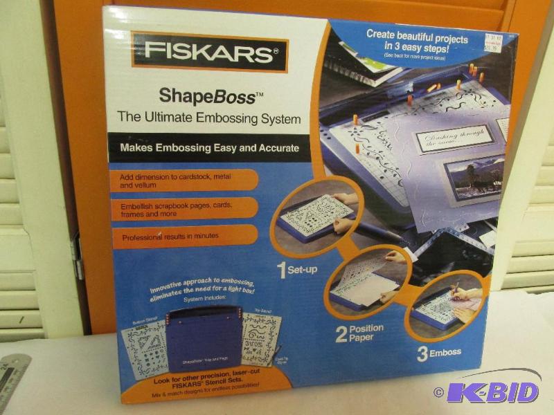 lot 62 image: Fiskars ShapeBoss