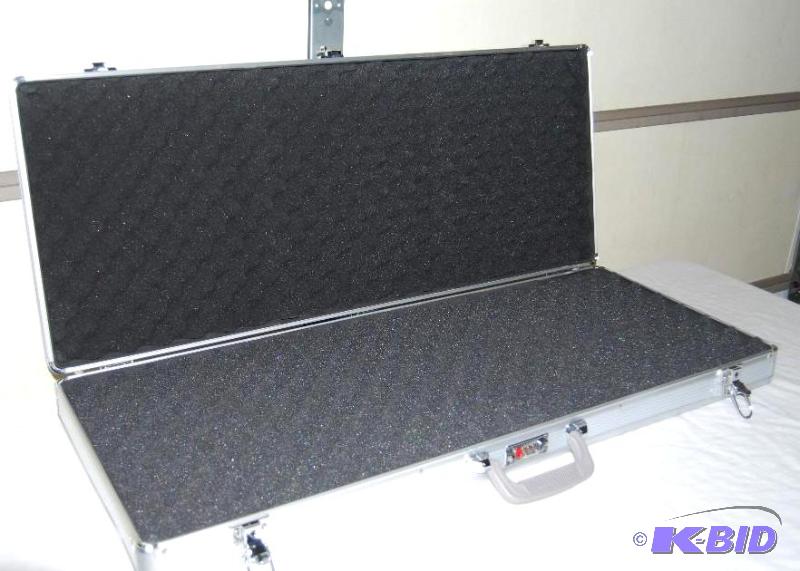 AR- 15 Aluminum Assault Rifle Case, draw tigh...