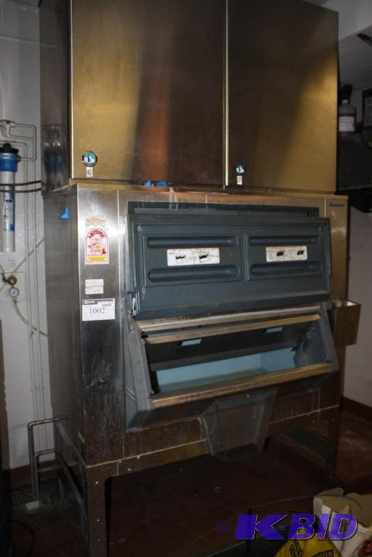 lot 1002 image: Follet Ice Stroage BinIce Device System