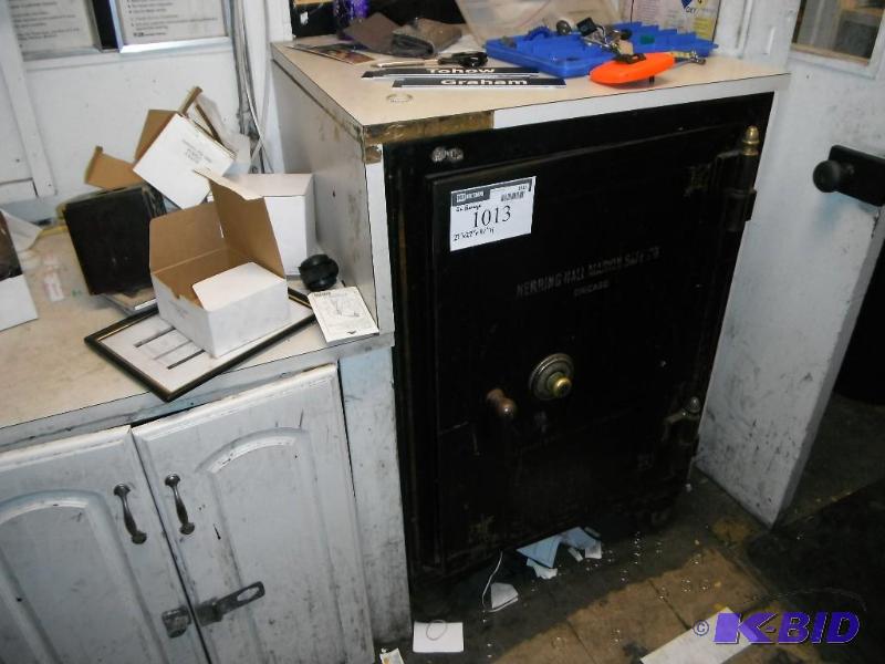 lot 1013 image: Vintage Herring Hall Marving Safe. Co. Combination Safe wDead Bolt & Handle Chicago