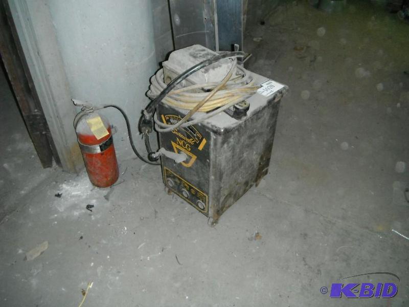 lot 1020 image: Sureweld Arc Welder