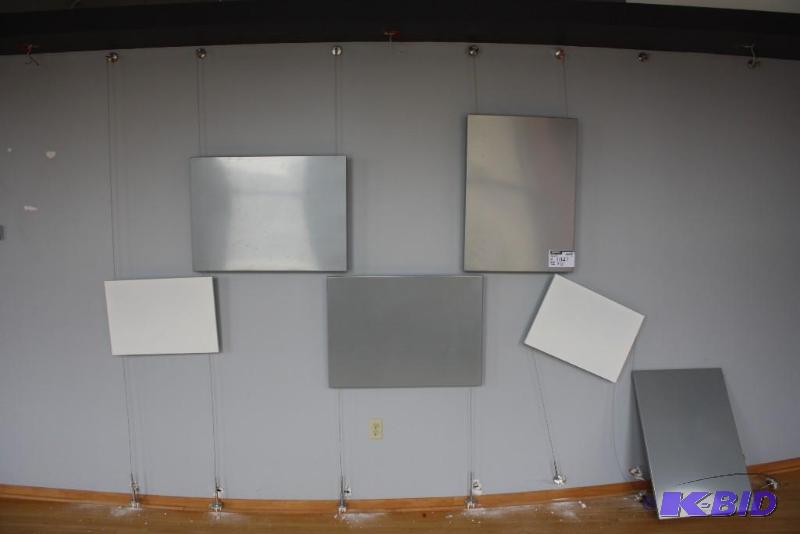 lot 1047 image: Decorative Magnetic Hanging Displays Stainless Steel Color