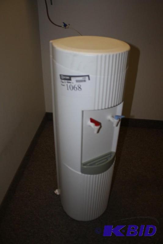 lot 1068 image: Crystal Mountain Water CoolerHeater Dispenser