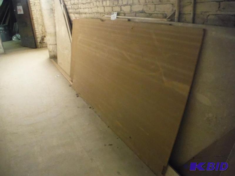 lot 1590 image: Miscellaneous Boards