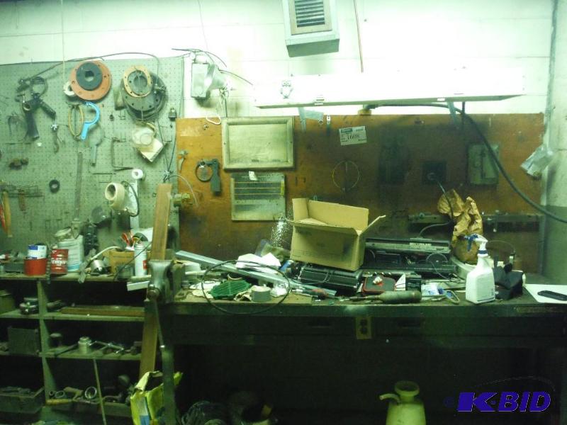 lot 1608 image: Hammers, Wrenches, Pressure Gauges, And More.