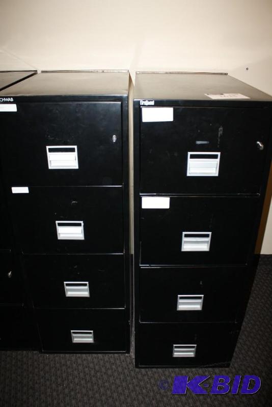 lot 1635 image: Metal Filing Cabinets
