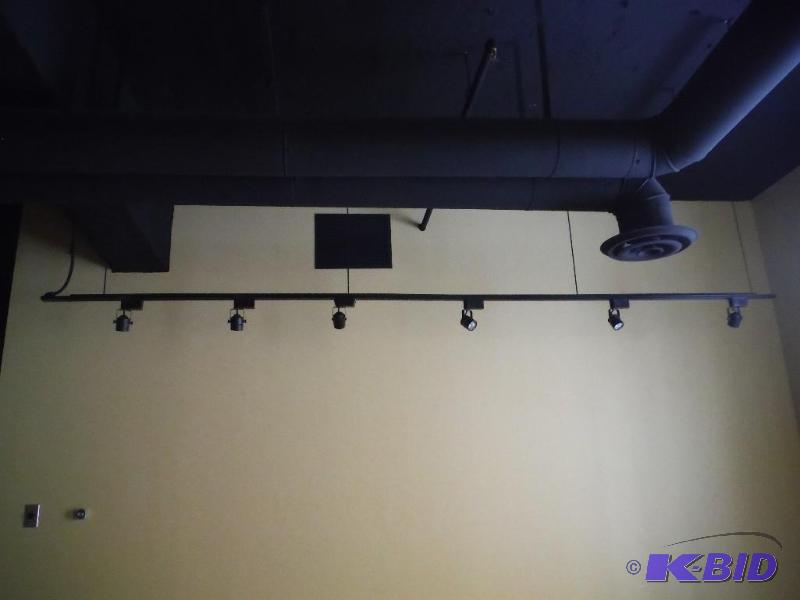 lot 1722 image: Lighting Lot Including Track Lighting & Track Lighting Fixtures.