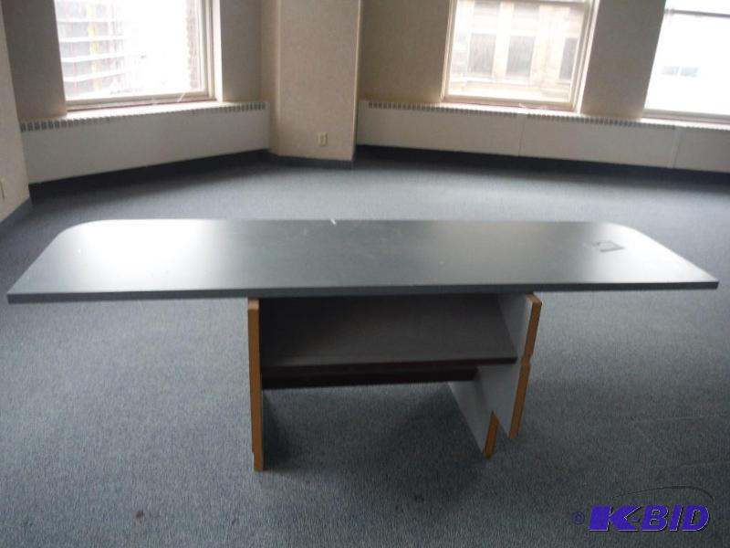 lot 1727 image: Office Table