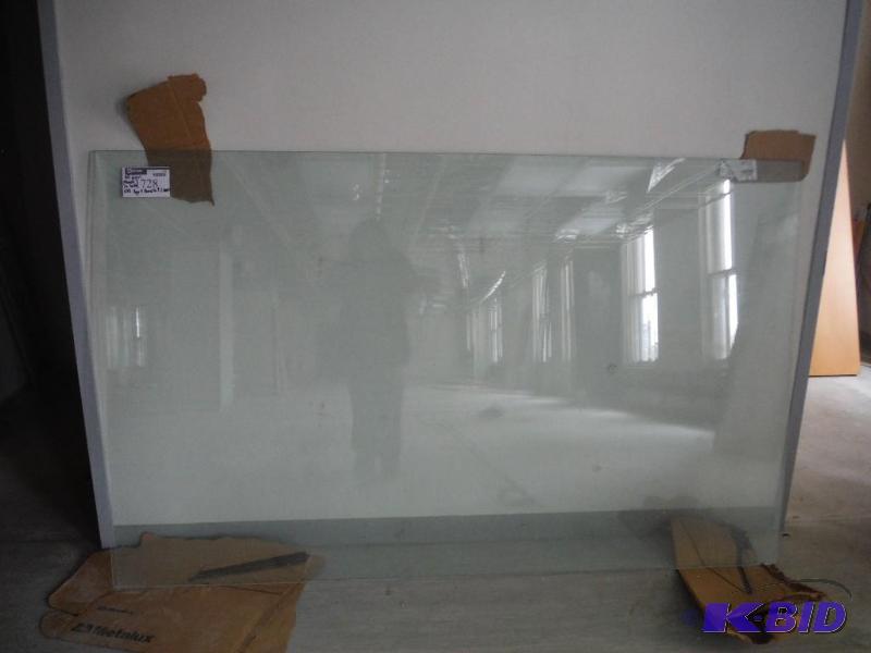 lot 1728 image: Glass Panels