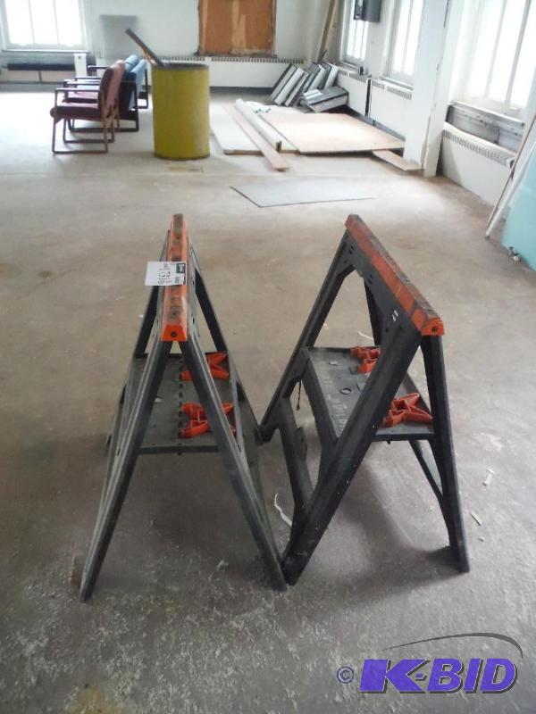 lot 1731 image: Plastic Saw Horses