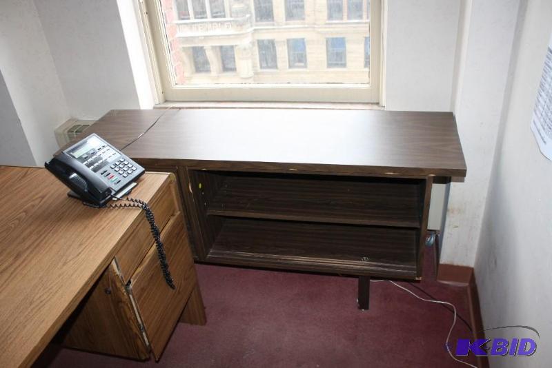 lot 1756 image: 3-Piece Office Furniture Set