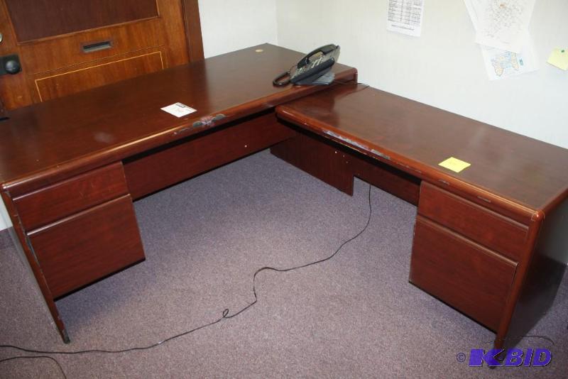 lot 1760 image: Wooden Office Desks Connected