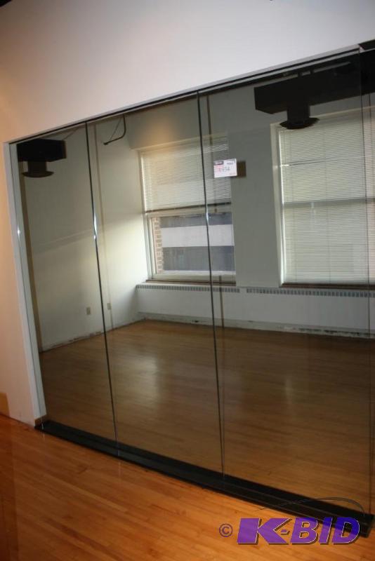 lot 1934 image: Glass Door Unit 4-Piece Set
