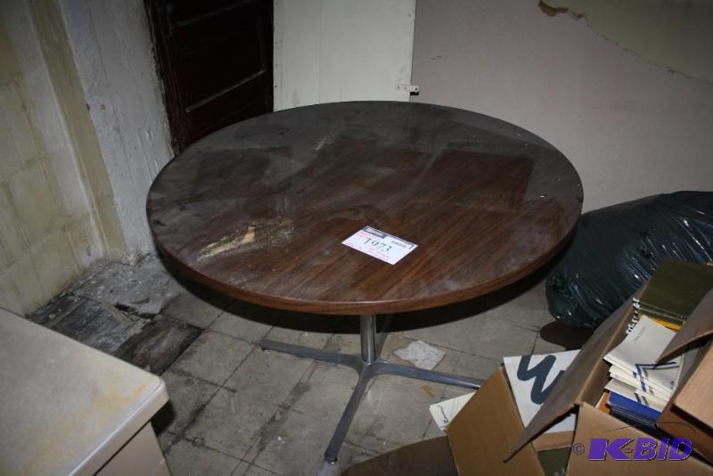 lot 1973 image: Round Table, Wood Top