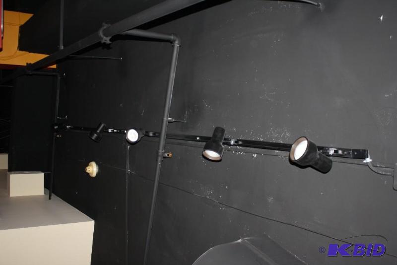 lot 1981 image: Lighting Lot Including Track Lighting & Track Lighting Fixtures.