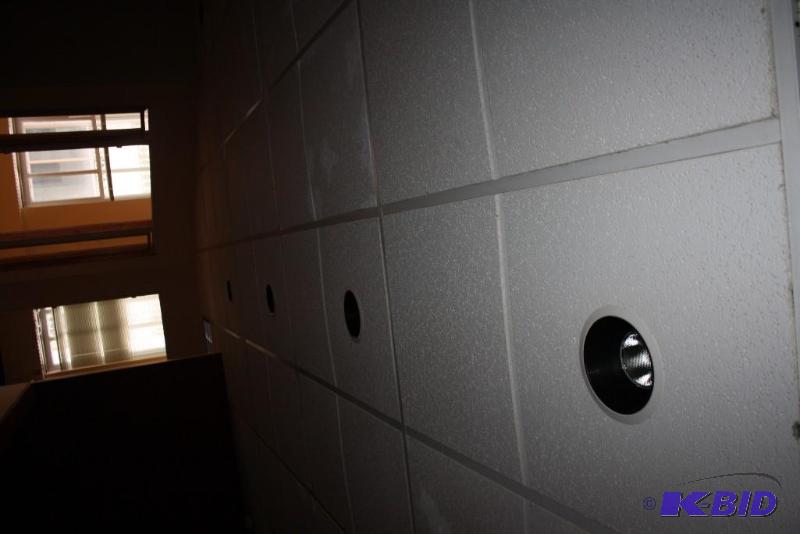 lot 1988 image: Lighting Lot of Recessed Lighting