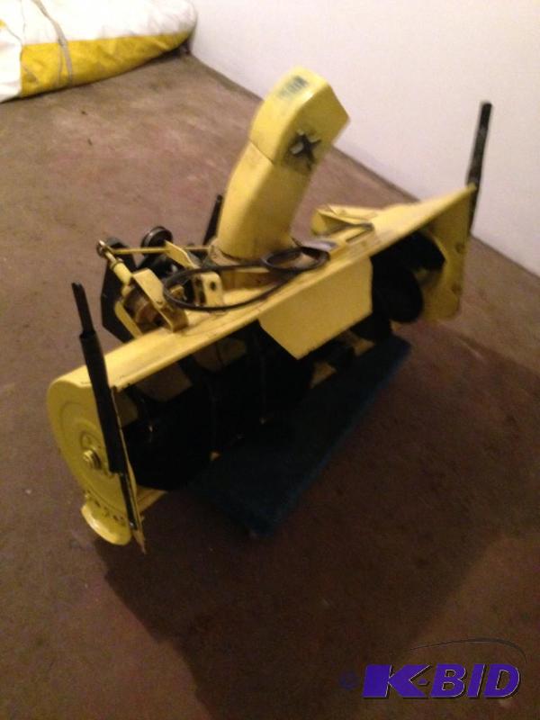John Deere SnowThrower Snowblower Attatchmen...
