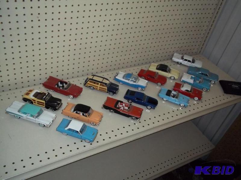 lot 142 image: Silver Age of Ford collection with the 12 car...
