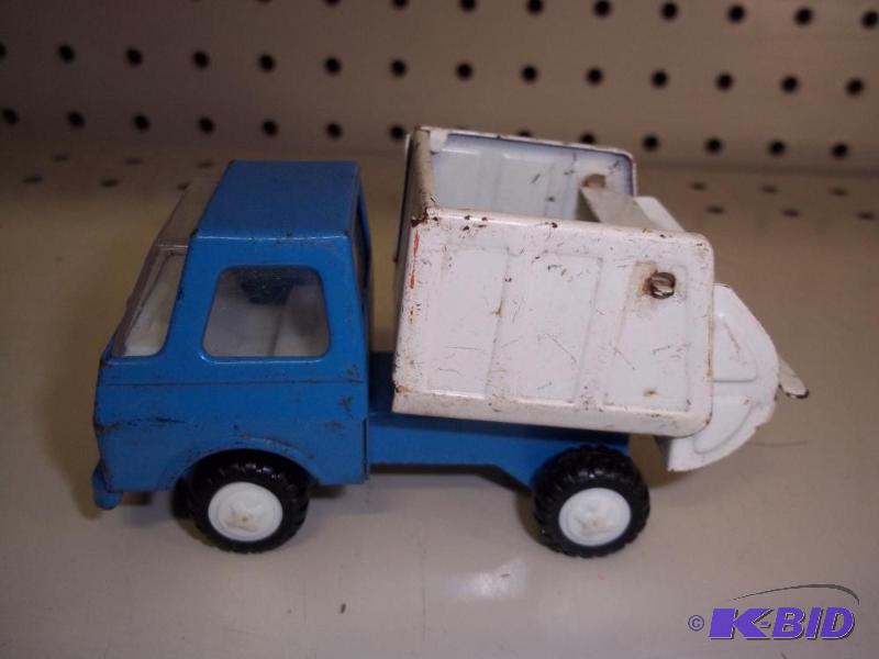 lot 168 image: Vintage Toy Truck...