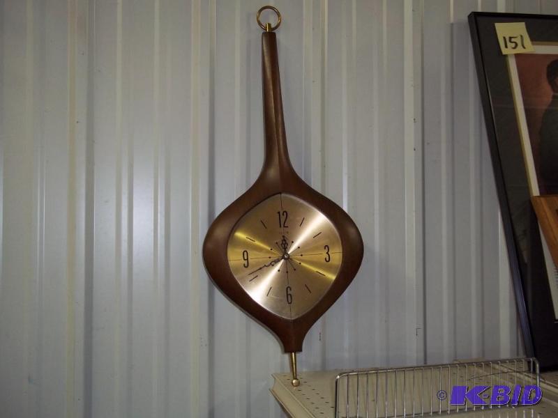 lot 176 image: Wall Clock...