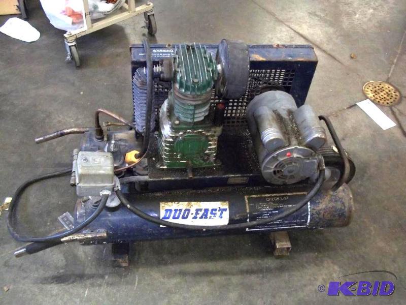 lot 2 image: Duo - Fast Air Compressor tested and works....