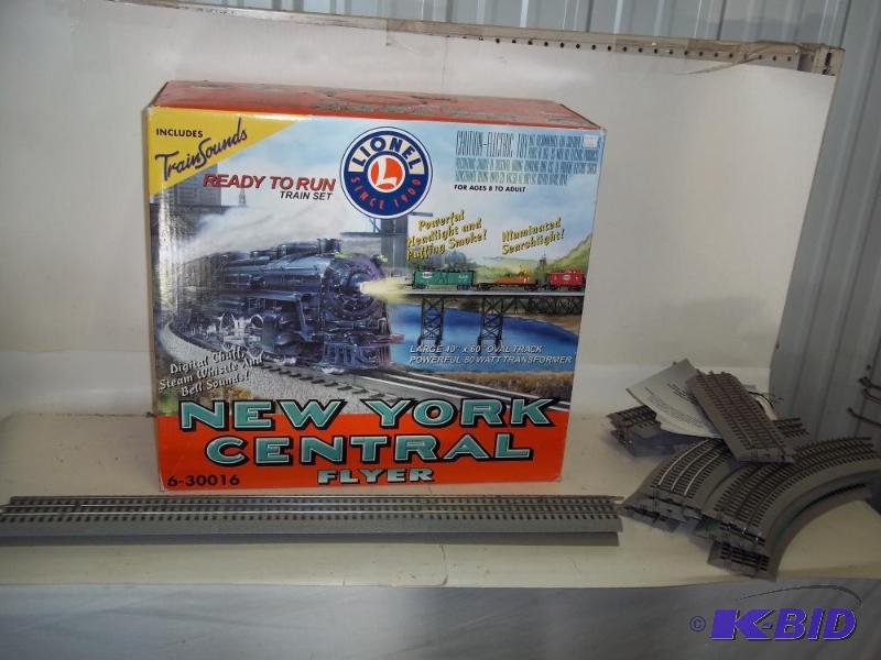 lot 34 image: Lionell Train set -O Gauge--New York Central ...