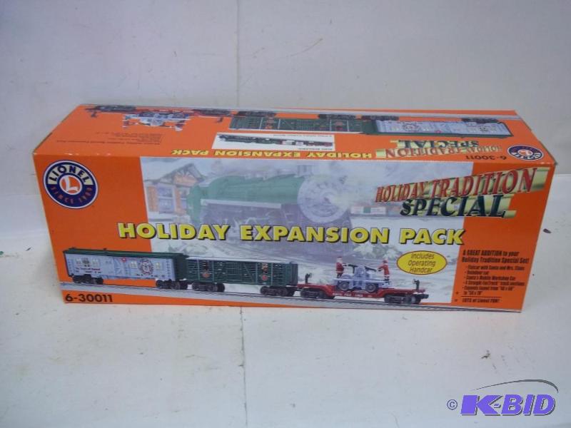 lot 5 image: Lionel Christmas Train-O Gauge--North Pole Ce...