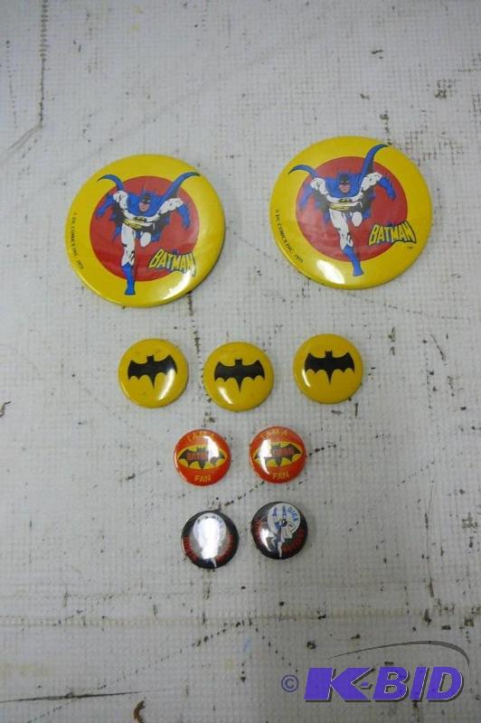 lot 77 image: Lot of Batman buttons 9 count...