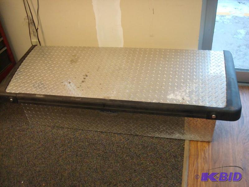 Diamond Plate Aluminum Truck Tool Box. Some W...