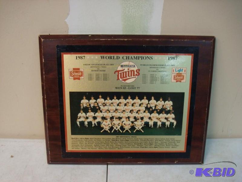 Twins World Series Plaque Has Wear...