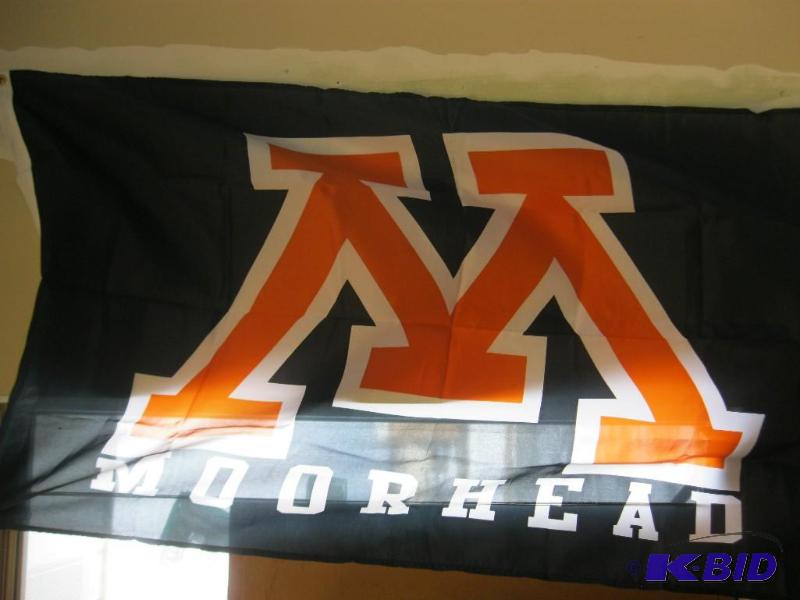 Moorhead State Flag Like New...