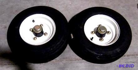 lot 117 image: Kings Tire&nbspTrailer Tires - 62M tubeless ...