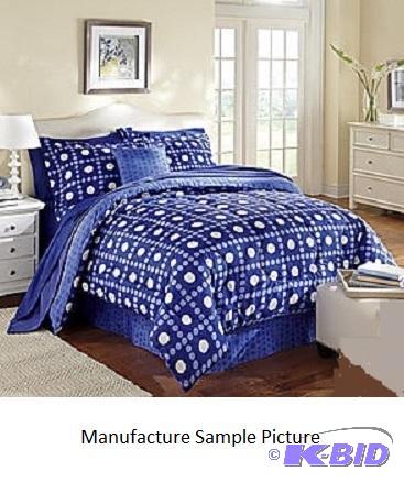 lot 17 image: Dots It Comforter Set - Twin -&nbspPretty an...