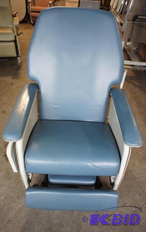 Lumex Extra-Wide Clinical Recliner Chair - Mo...